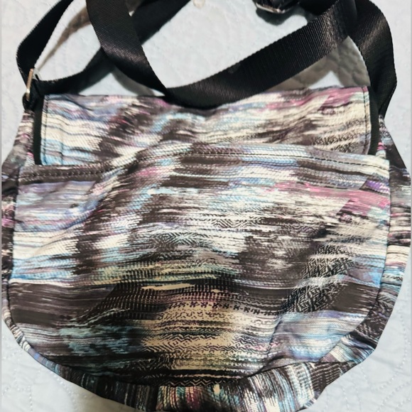 IVIVVA Lululemon Endless Play Crossbody Bag Spacey NWOT - Picture 5 of 9